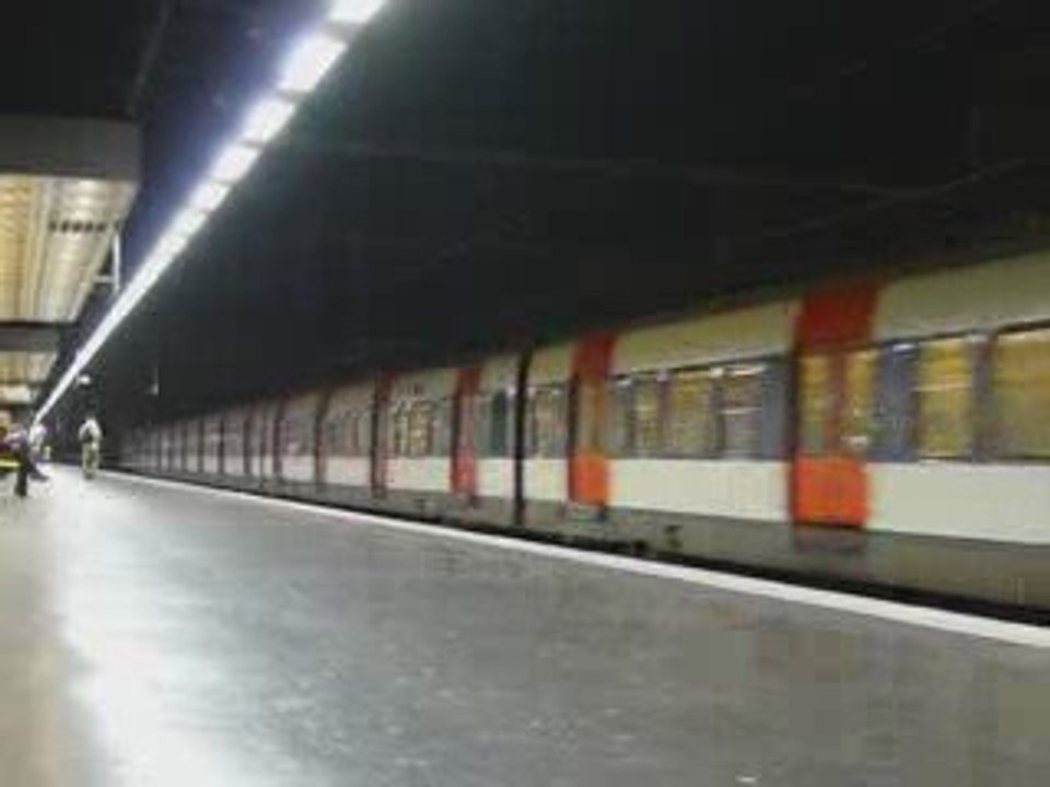 Départ de la Z 8471/2 de Vincennes pour Cergy-le-Haut