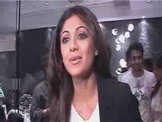 Shilpa Shetty - At Vashu Bhagnani's Honey Store Launch 2