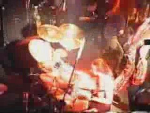 YATTERING NON ADAPTED SOCIALLY (OTITIS MEDIA CHRONICA)