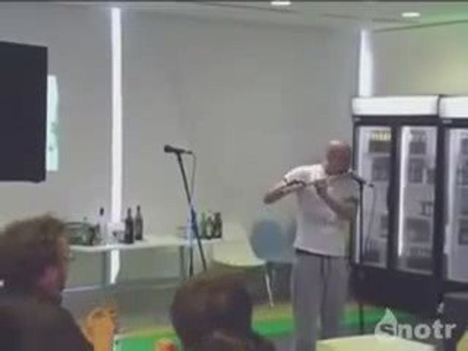 bass-flut-flutle-dalga-geciyor-resmen-xd