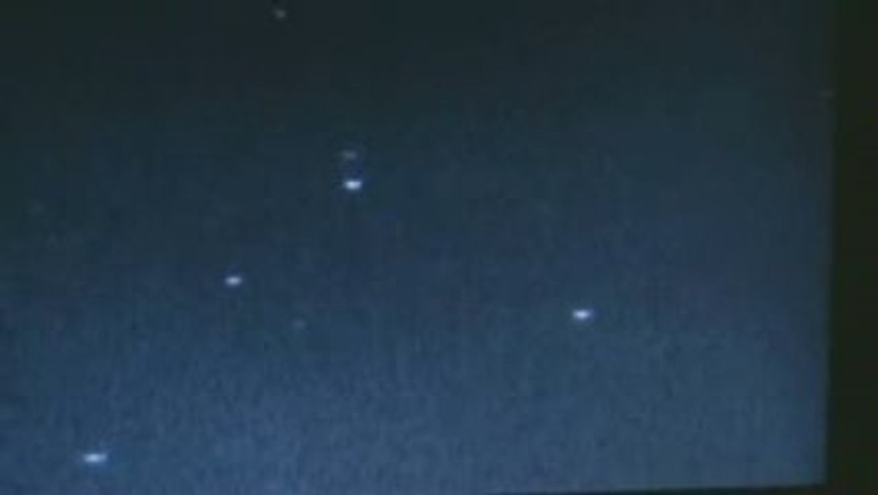 ovnis spheres,angleterre,13 octobre 09