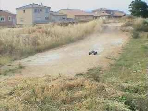 Patoch' Savage 1 front-flip @ BMX