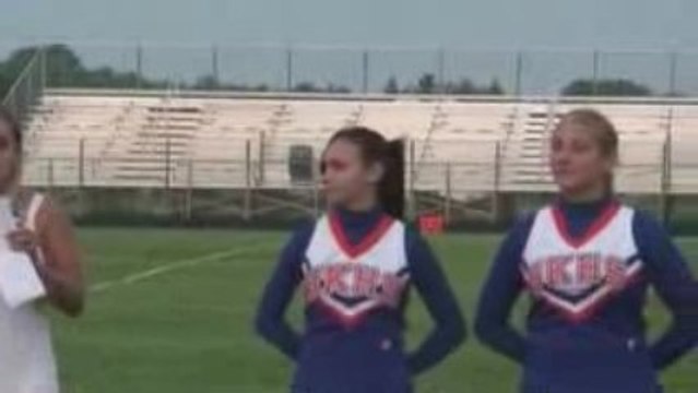 Genoa-Kingston Cogs Meet the Team: Cheerleading and Dance