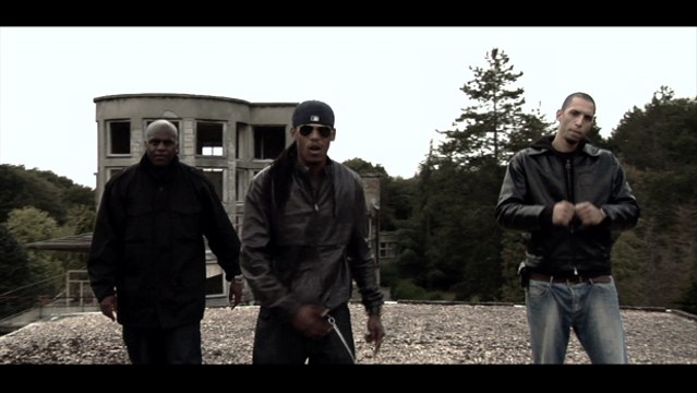 Fiks & Pkaer ft Sir Samuel - Les Regrets