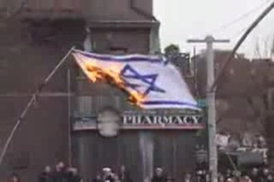 Rabbin Anti-Sioniste Fête Pourim