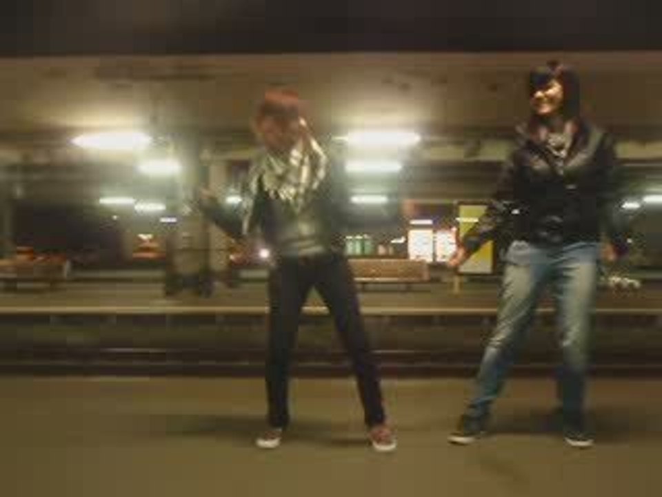 A la gare de Mulhouse, Best & moi (l).