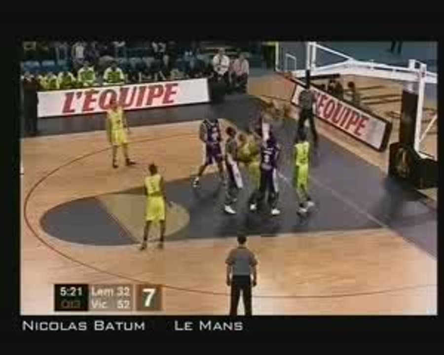 Nicolas Batum Dunk (Semaine des As 2008)