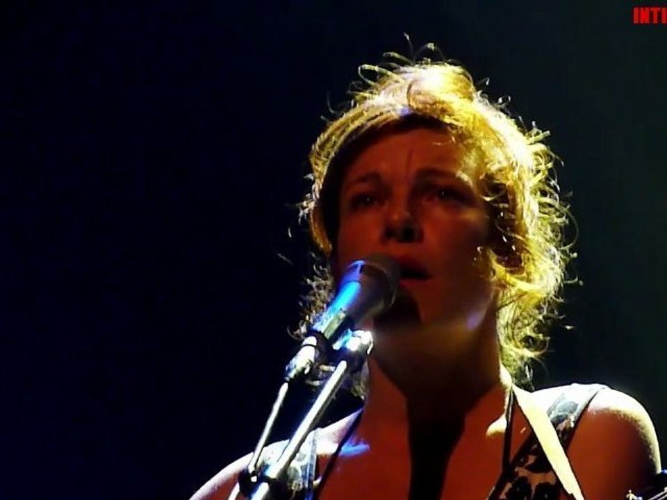 HOLDEN - Ce que je suis / concert INTIMEPOP n°29-2