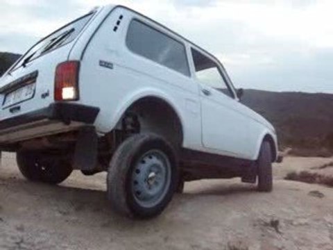 Lada Niva Limited Slip Differential Test