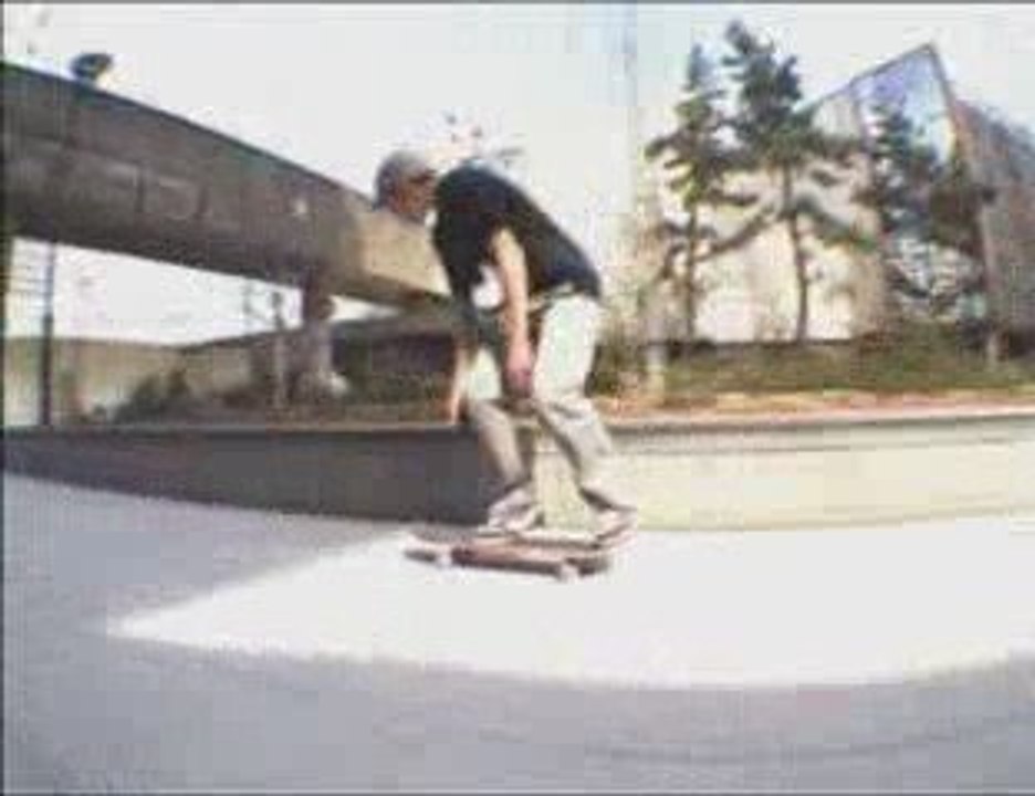 YEYE SKATEBOARDING 6