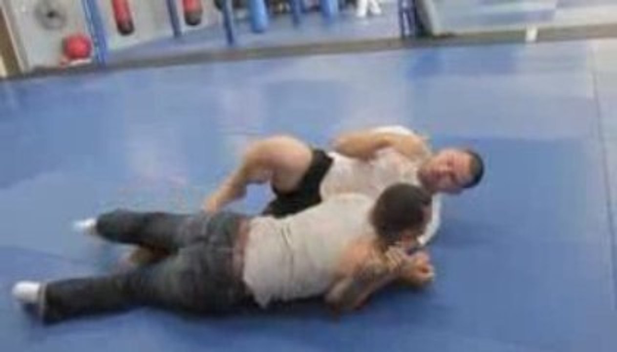 Cain Velasquez UFC 104 Video Blog - Part 2