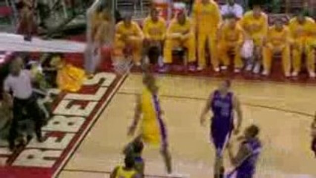 NBA Kobe Bryant had to know this pass to Lamar Odom would en