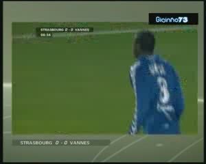 ** Strasbourg - Vannes 1-0 Gueye **