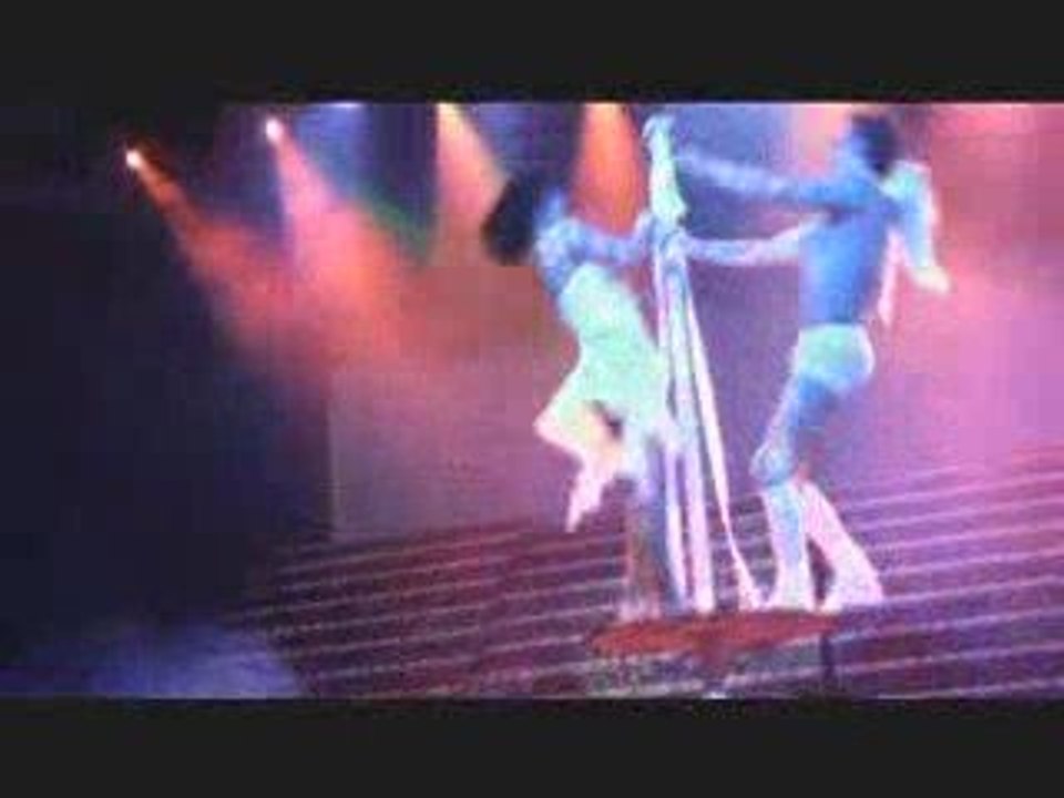 DUO SKIES-acrobatics-presents Art agency Valentino