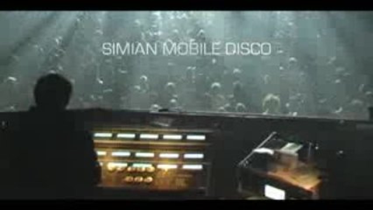 SIMIAN MOBILE DISCO Live at Bataclan / 15 10 09