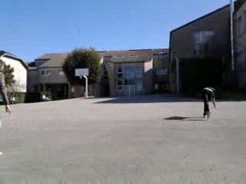 Cindy & moi : on fait des roues XD