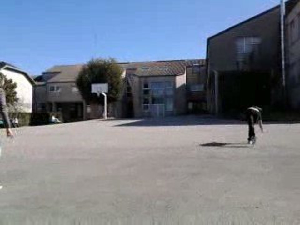 Cindy & moi : on fait des roues XD