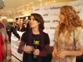 Do Fans Know Robert Pattinson's Signature