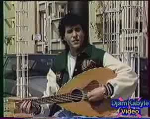 Amirouche "Ticharqats" clip Kabyle