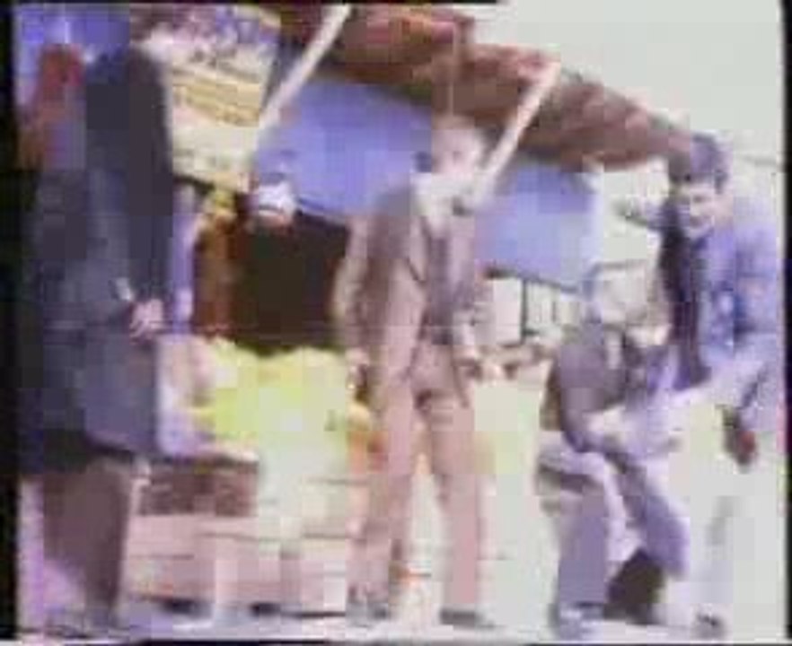 Siyah Eldivenli Adam 1973 Fragman