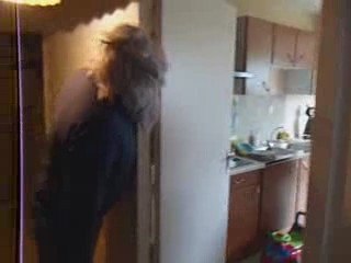 le Père Fouras fait peur a Chantal !!!!!