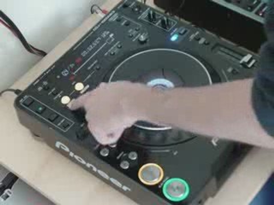 CDJ1000 Overview - Mixing Guide 2