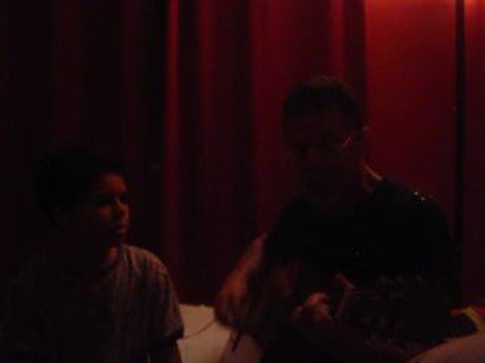 Meddy et moi : On chante seul , parmi les loups !