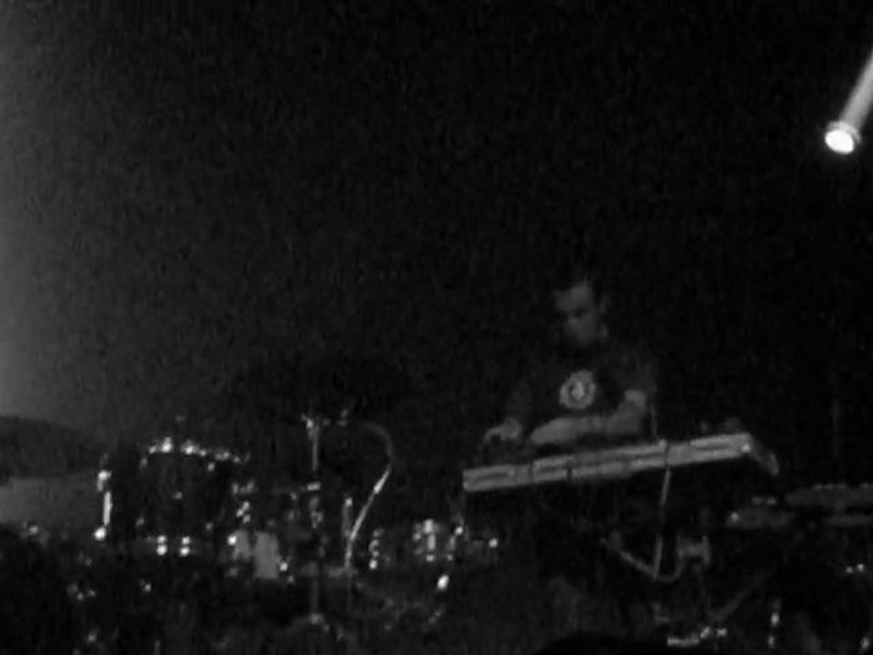 Ez3kiel @ Cigale | 2008 - Versus