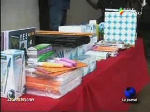 Don de kits scolaire au CEG de Gamboma