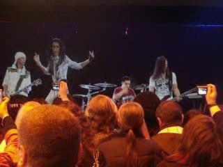 Tokio Hotel - Dark side of the sun