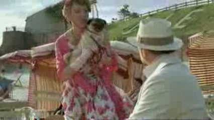 LES PETITS MEUTRES D'AGATHA CHRISTIE - LA MAISON DU PERIL