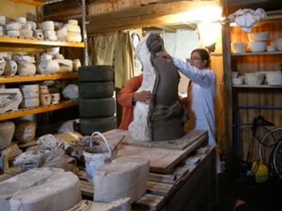 forme à pieces pour sculpture en terre cuite