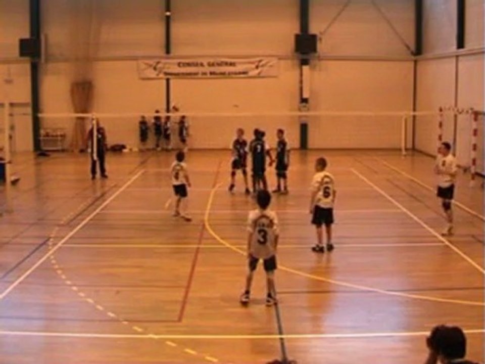 Match Volley: Asnieres volley 92-Douranenez (2004-2005)