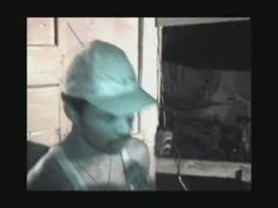 JAMAICAN LIVE MUSIC- STREET PARTY - MAGNIFICENT VOICE