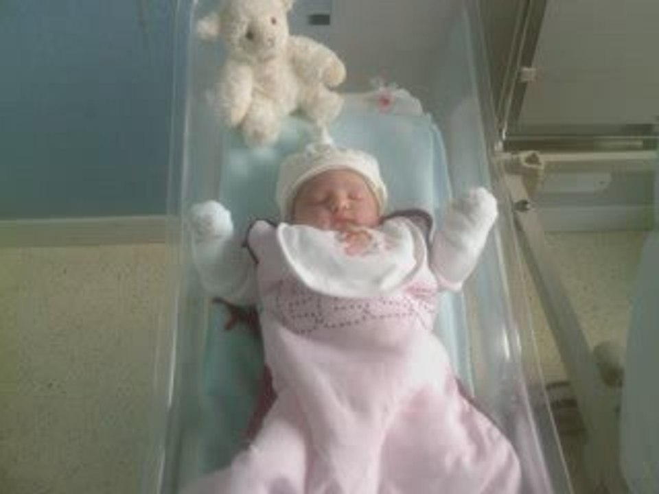 Yuna de sa naissance à 9 mois