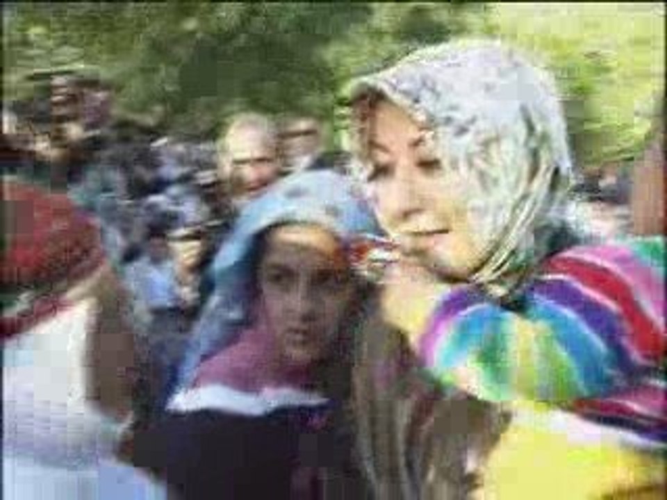 Hayrünnisa Gül’den Bilge Köyü'ne Taziye Ziyareti