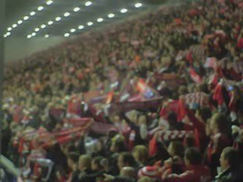 Ambiance Anfield  Liverpool Lyon