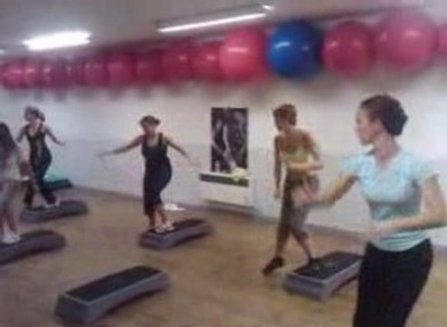 Cours de Step Rentrée 2009 Energie Fitness