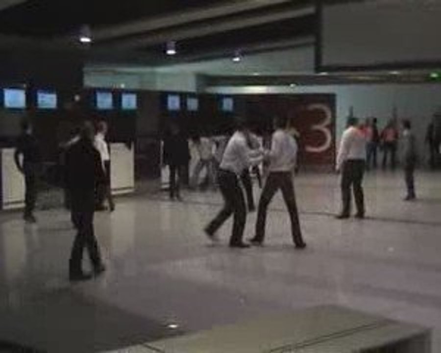 Nous et notre TERMINAL CDG1