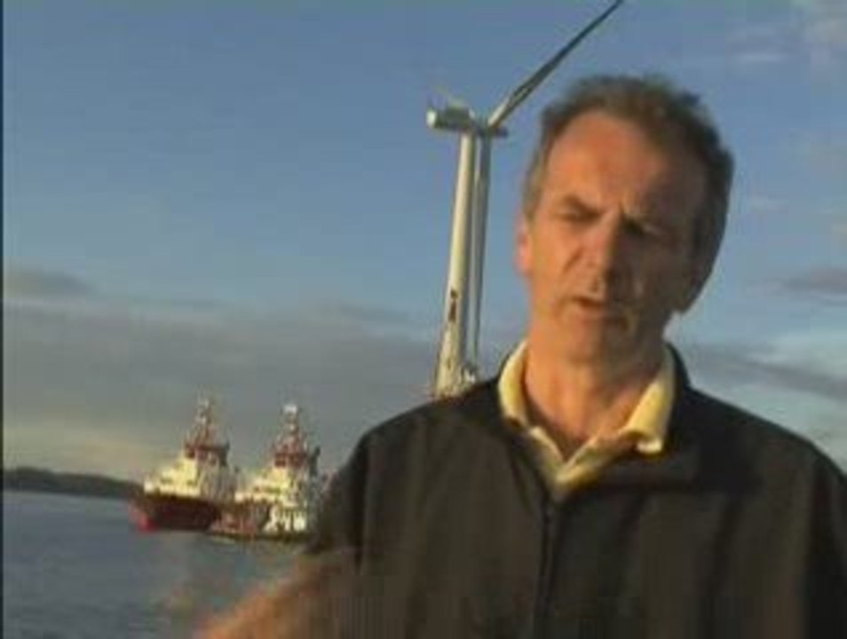 Floating wind turbine..