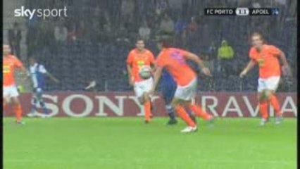 FC Porto v APOEL Nicosia