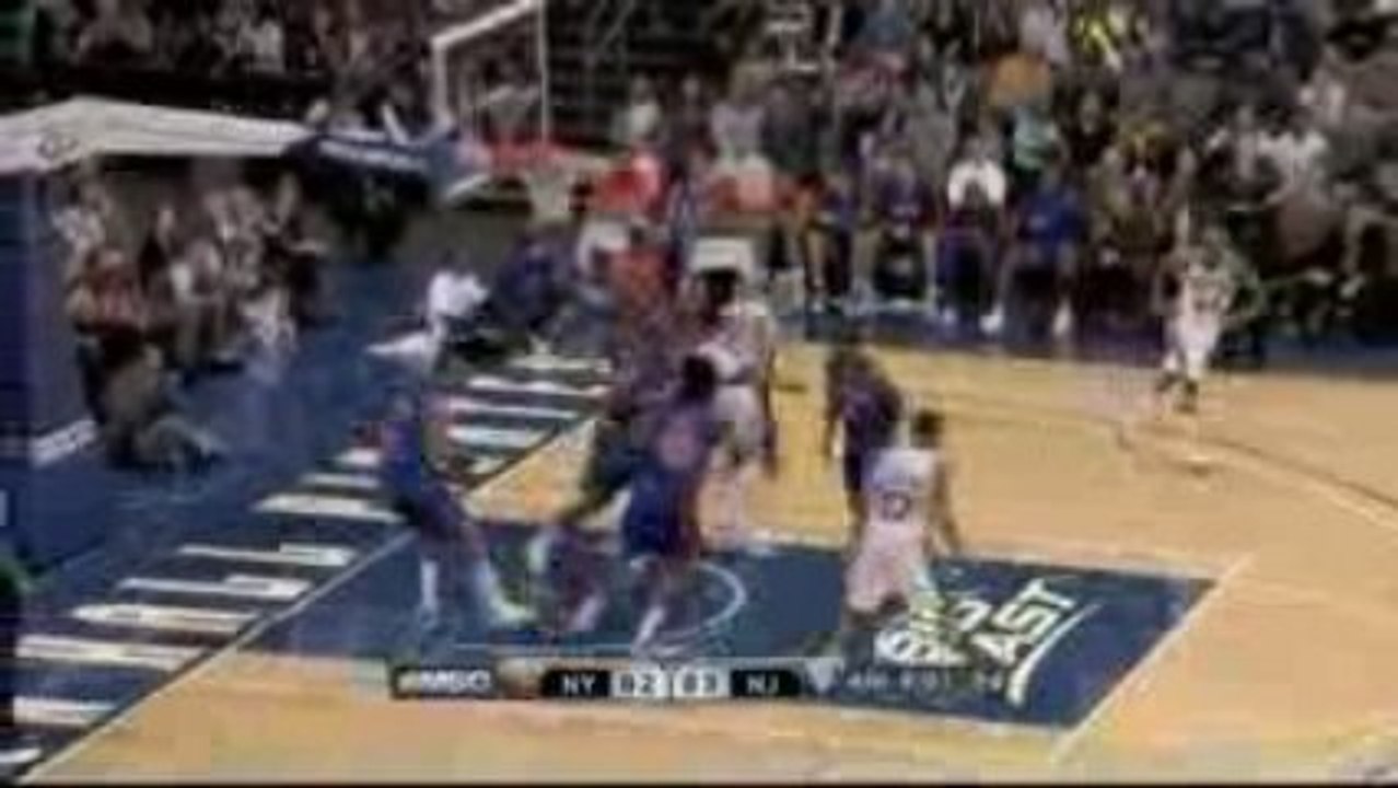 NBA Chris Douglas-Roberts looks like he's playi...