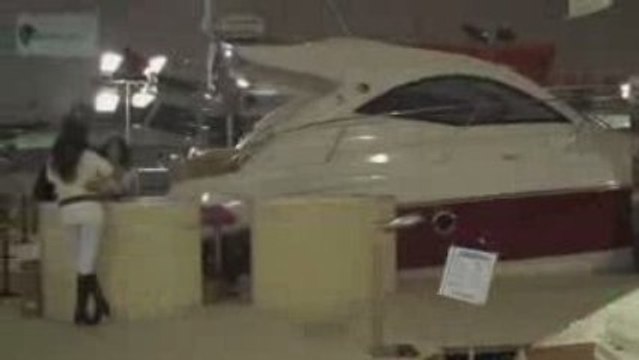 ΤΟ COSMO ΣΤΟ 31o ΝΑΥΤΙΚΟ ΣΑΛΟΝΙ 2009