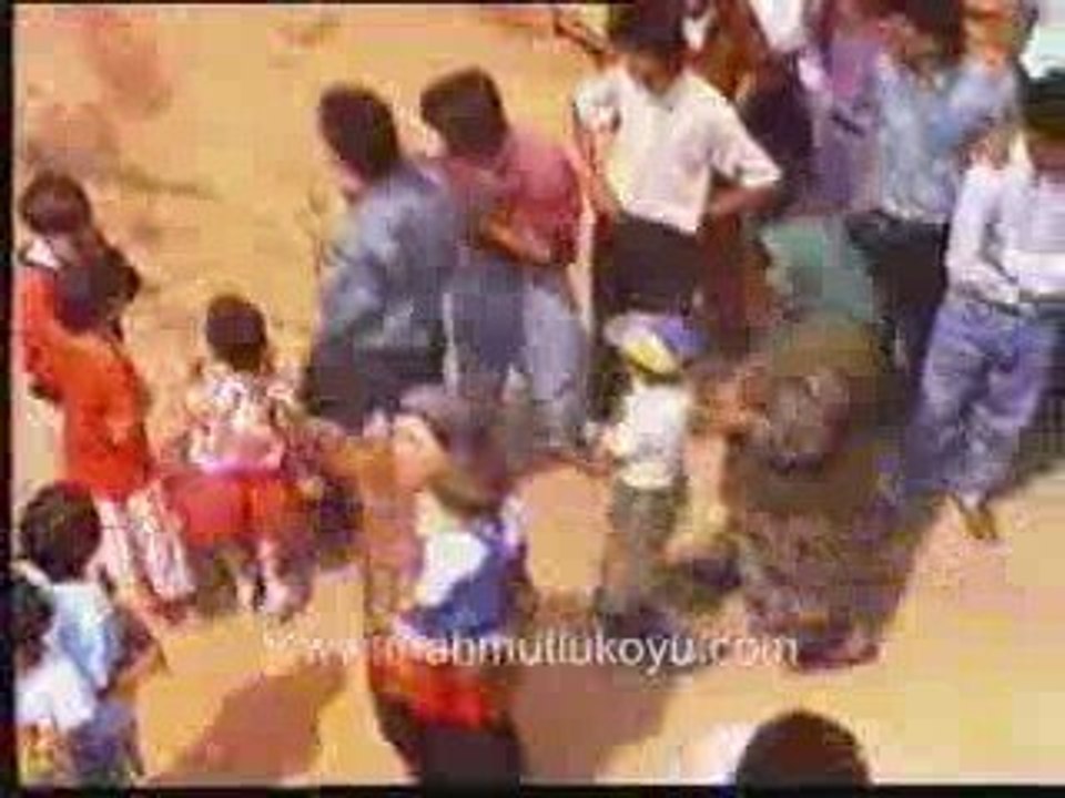 Mustafa & Gulistan Aydogdu Dügün - 10 Gelin Halay - Agirlama