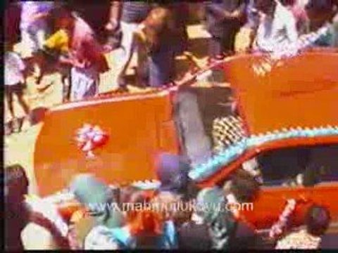 Mustafa & Gulistan Aydogdu Dügün 1993 - 15 Gelin Cikartma