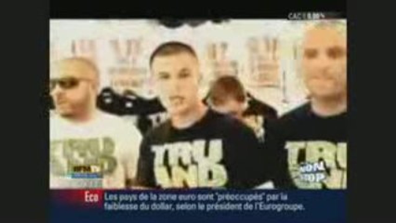 MORSAY balancé par MITTERAND pour le clip "j'ai 40 meufs"