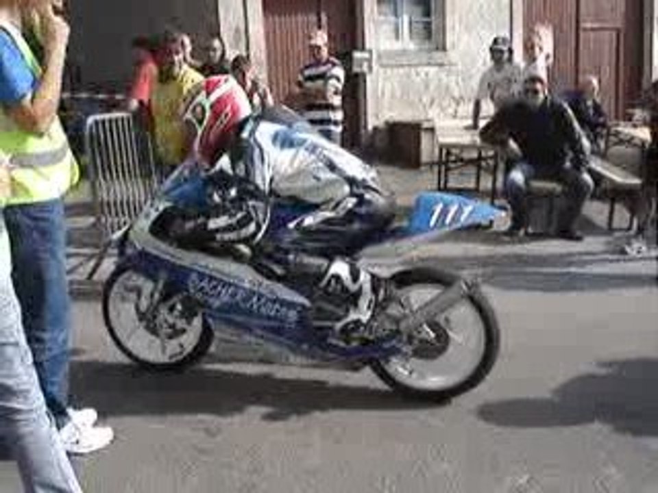 125 RS chauffe moteur