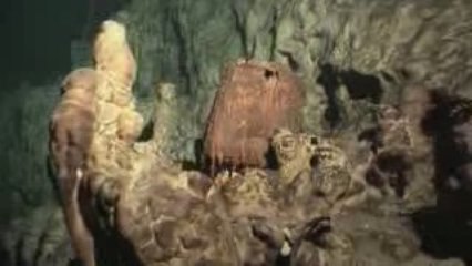 Axis Mundi cave diving