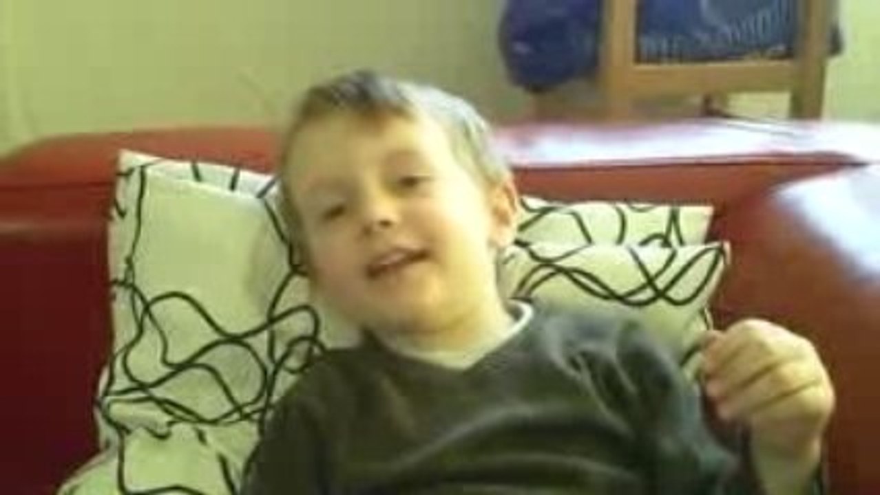 Robin chante l'alphabet !