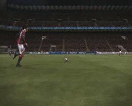 Somptueux Dinho & Arret de ouf Valdes PES 2010